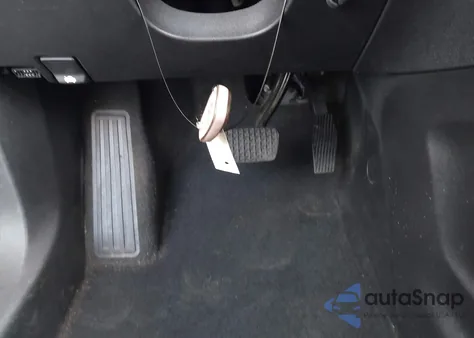 2018 Chevrolet Equinox Ls z USA, uszkodzony, nr VIN 2GNAXHEV5J6272420